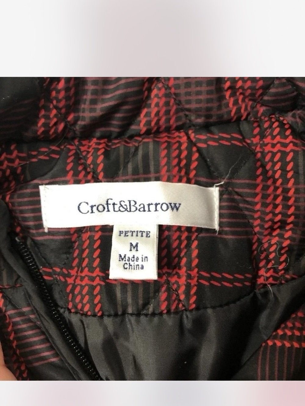 croft & barrow Black and Red Plaid Quilted Jacket Lining - Picture 8 of 10
